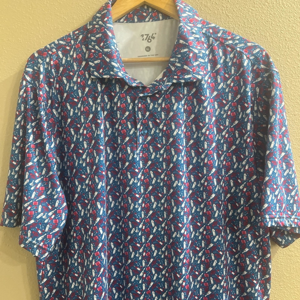 1764 Men’s XL Performance stretch golf polo shirt with a wine pattern